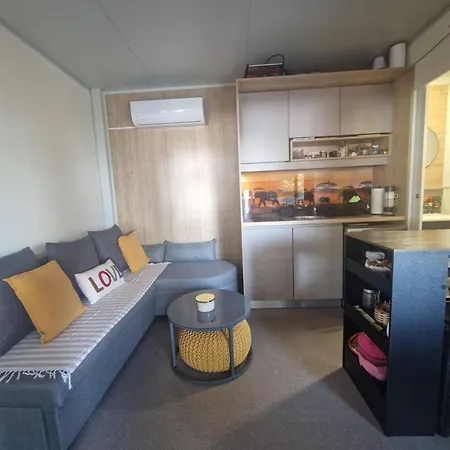 Mobilna Kucica Tara Apartment